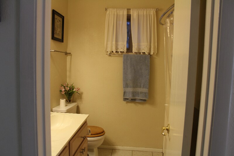 Building Photo - 10034 N 33rd Ave