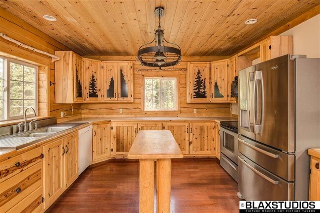 Building Photo - 6095 Grieme Rd