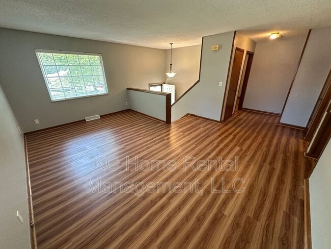 Building Photo - 1209 SW Westminister Rd