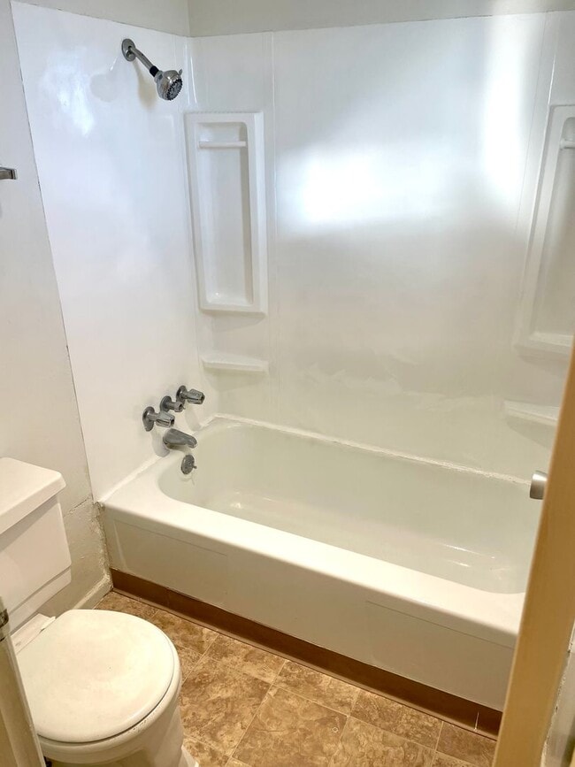 Building Photo - Studio Apartment on Las Vegas Strip - Close to all of the Excitement & More!!