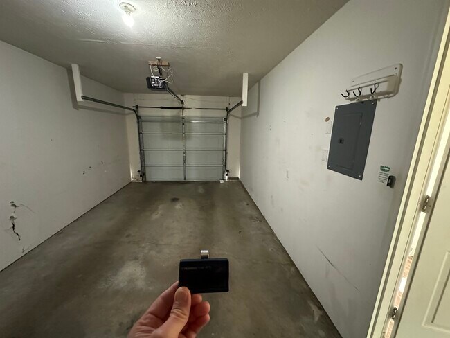 Building Photo - 505 Harriet Ct