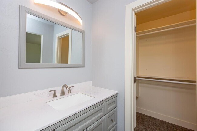 Building Photo - 2999 Fort Garland Dr