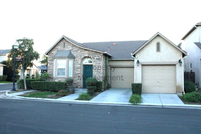 Building Photo - Home for Rent 4071 W. Peach Tree Fresno, CA 93722 Description 3 Bedroom/2 Bath Home in Fresno (Fi...