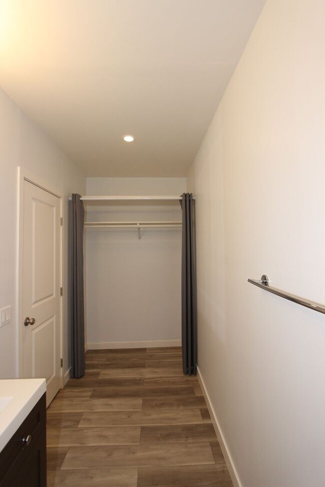 Building Photo - Charming Studio unit located in Mira Mesa available for rent NOW