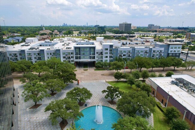 Building Photo - 2525 CityWest Blvd