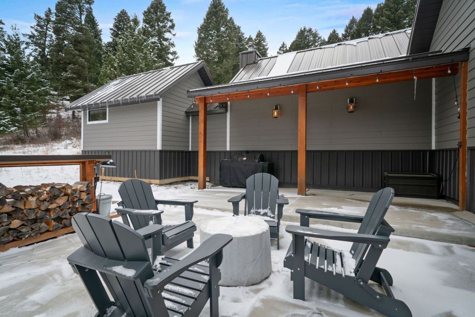 Building Photo - 420 Colt Rd