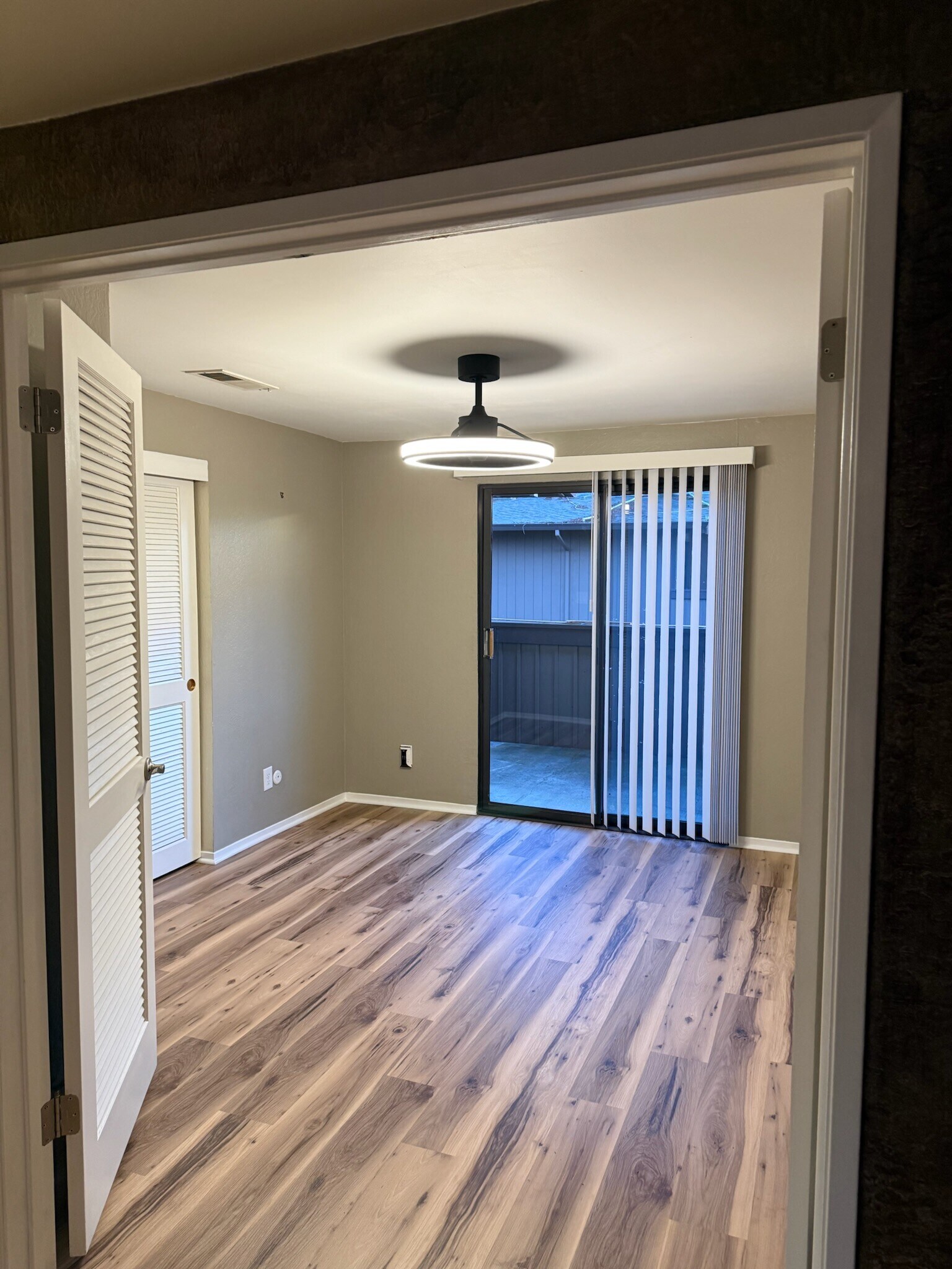 2nd bedroom - 911 Fulton Ave