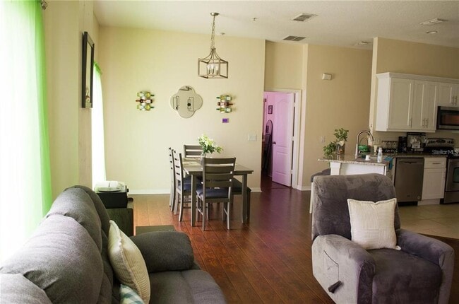 Building Photo - 6448 S Goldenrod Rd