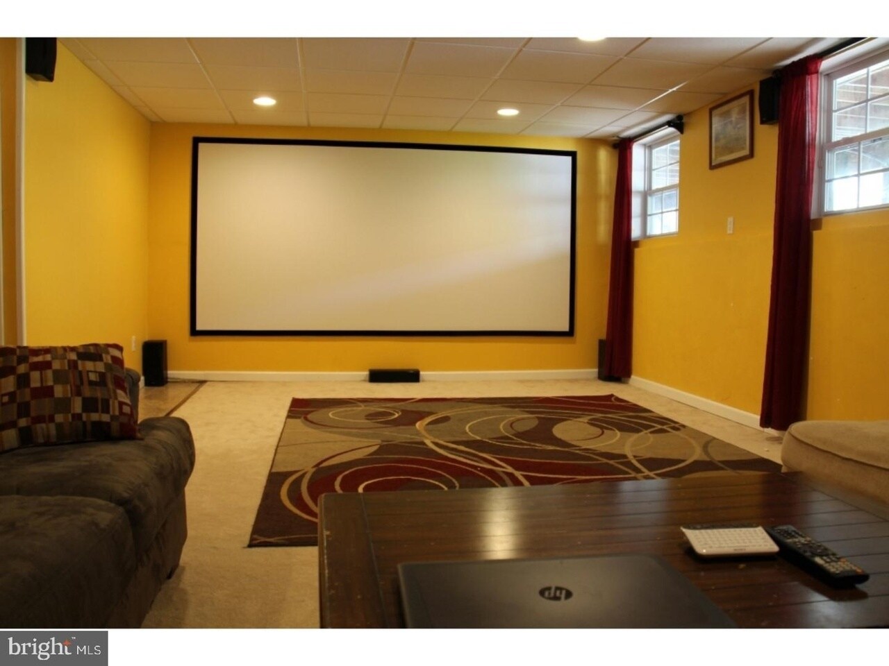 Building Photo - 8 Stafford Dr