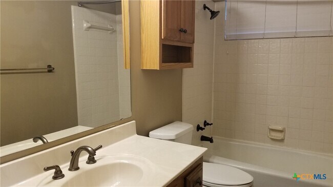 Building Photo - 329 Paisano St