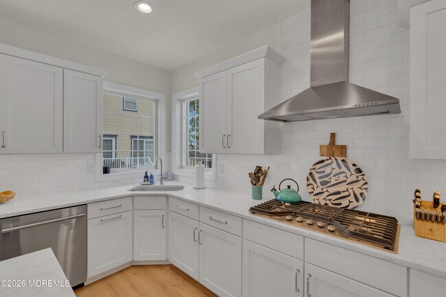 Building Photo - 511 NJ-35