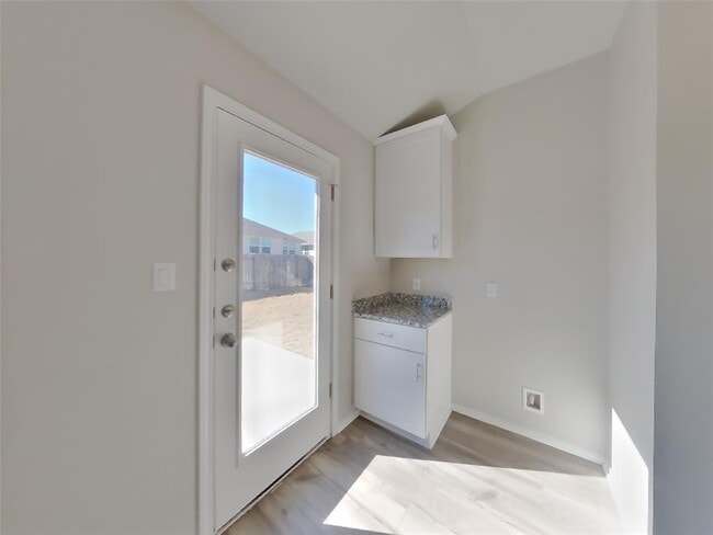 Building Photo - 3516 Stride Ln