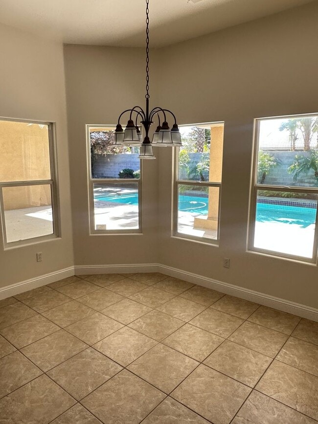 Building Photo - Elegant 4-Bedroom Home in the Prestigious ...
