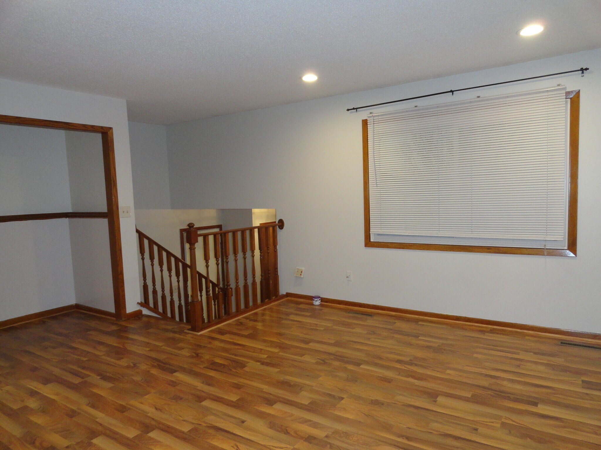 Building Photo - 1852 Evergreen Dr NW