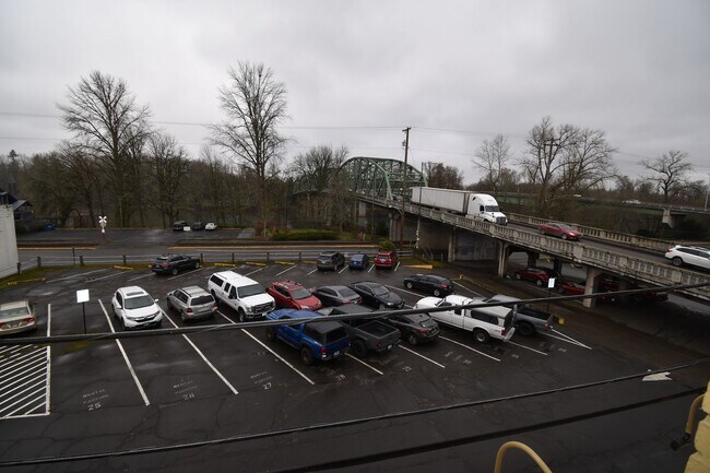 Building Photo - 211 W 1st Ave