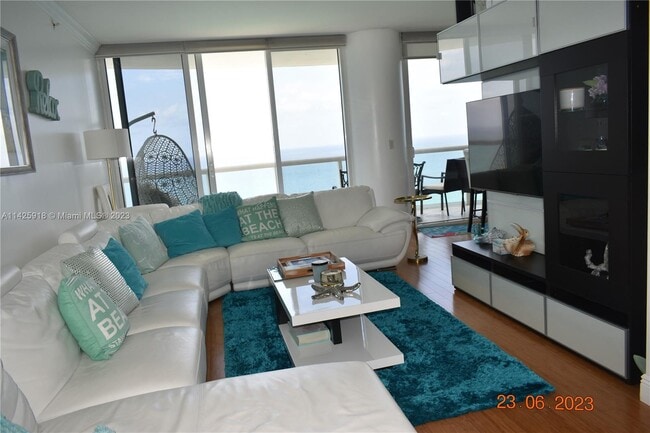 Building Photo - 6365 Collins Ave