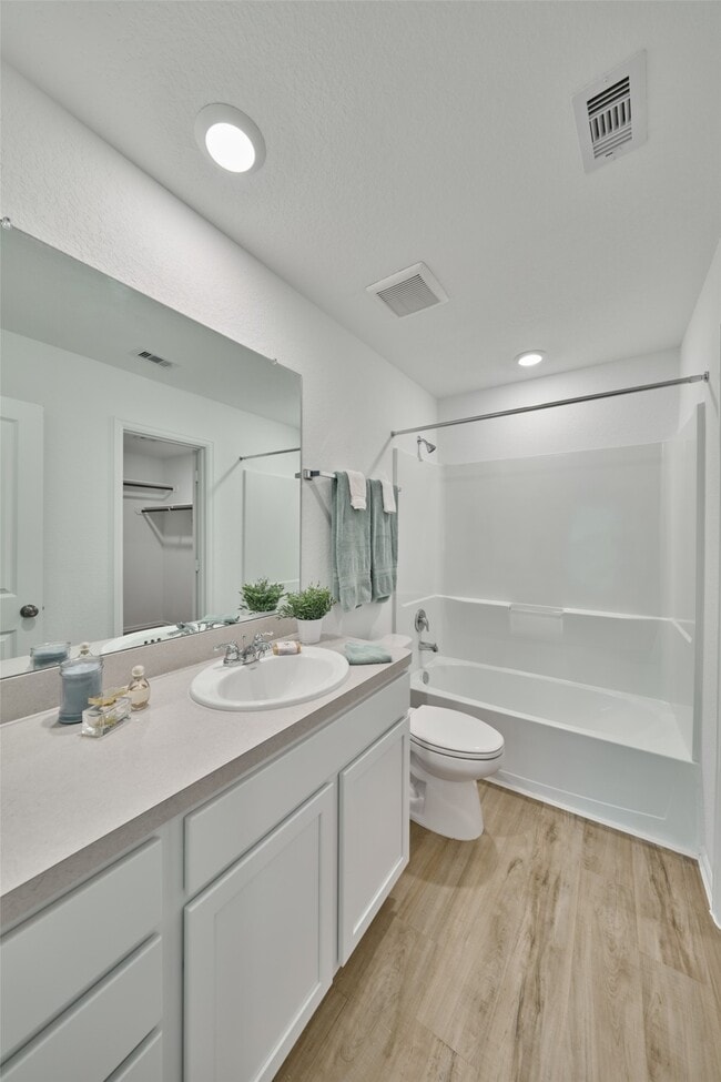 Building Photo - 3799 Solanum Dr