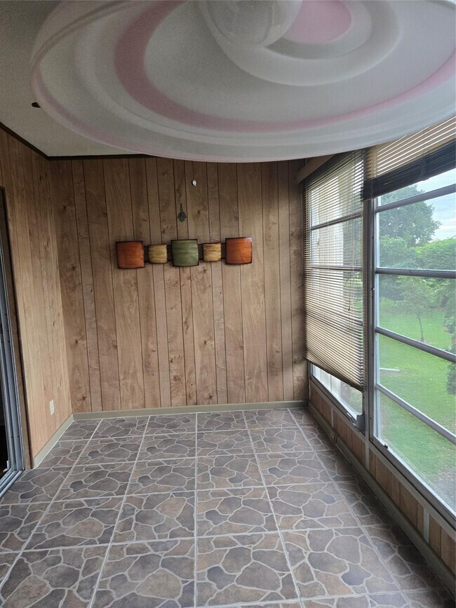 Building Photo - 3301 Aruba Way