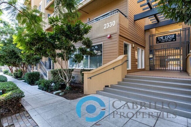 Building Photo - 2330 1st Ave