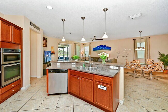Building Photo - 4710 Ruby Red Ln