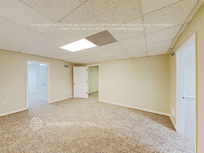 Building Photo - 201 Hunters Mill Dr