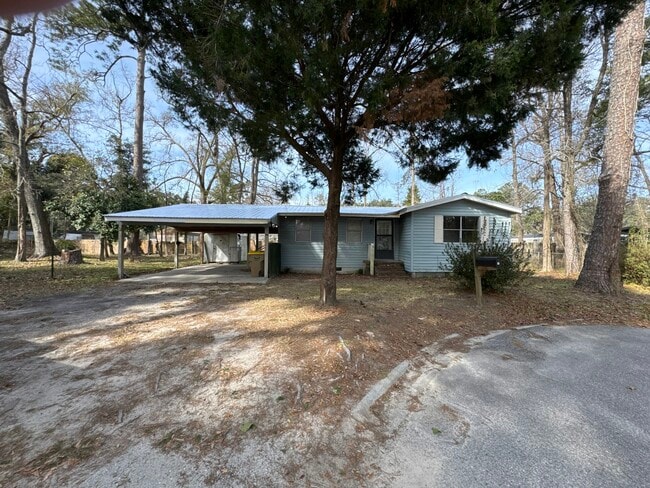 Building Photo - 66 Holly Hill Dr
