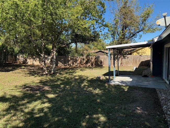 Building Photo - 5202 Provencial Dr