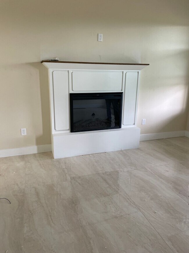 Building Photo - 2802 Tom Morris Rd