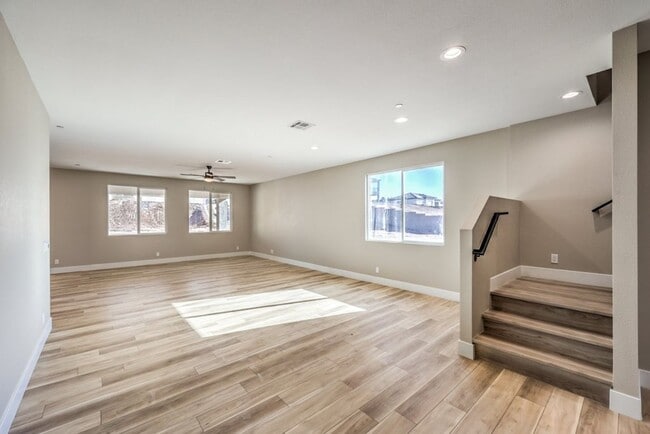 Building Photo - RARE HORSE PROPERTY FOR RENT – NEAR BLM LAND | HENDERSON, NV