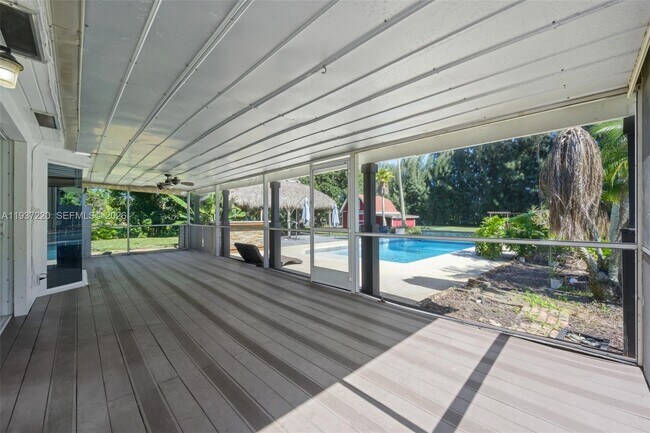 Building Photo - 5300 SW 162nd Ave