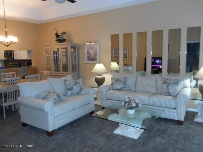 Building Photo - 750 S Orlando Ave