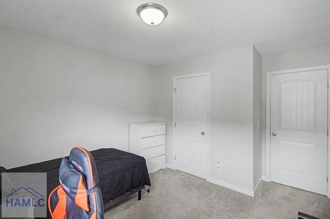 Building Photo - 14 Herty Ln