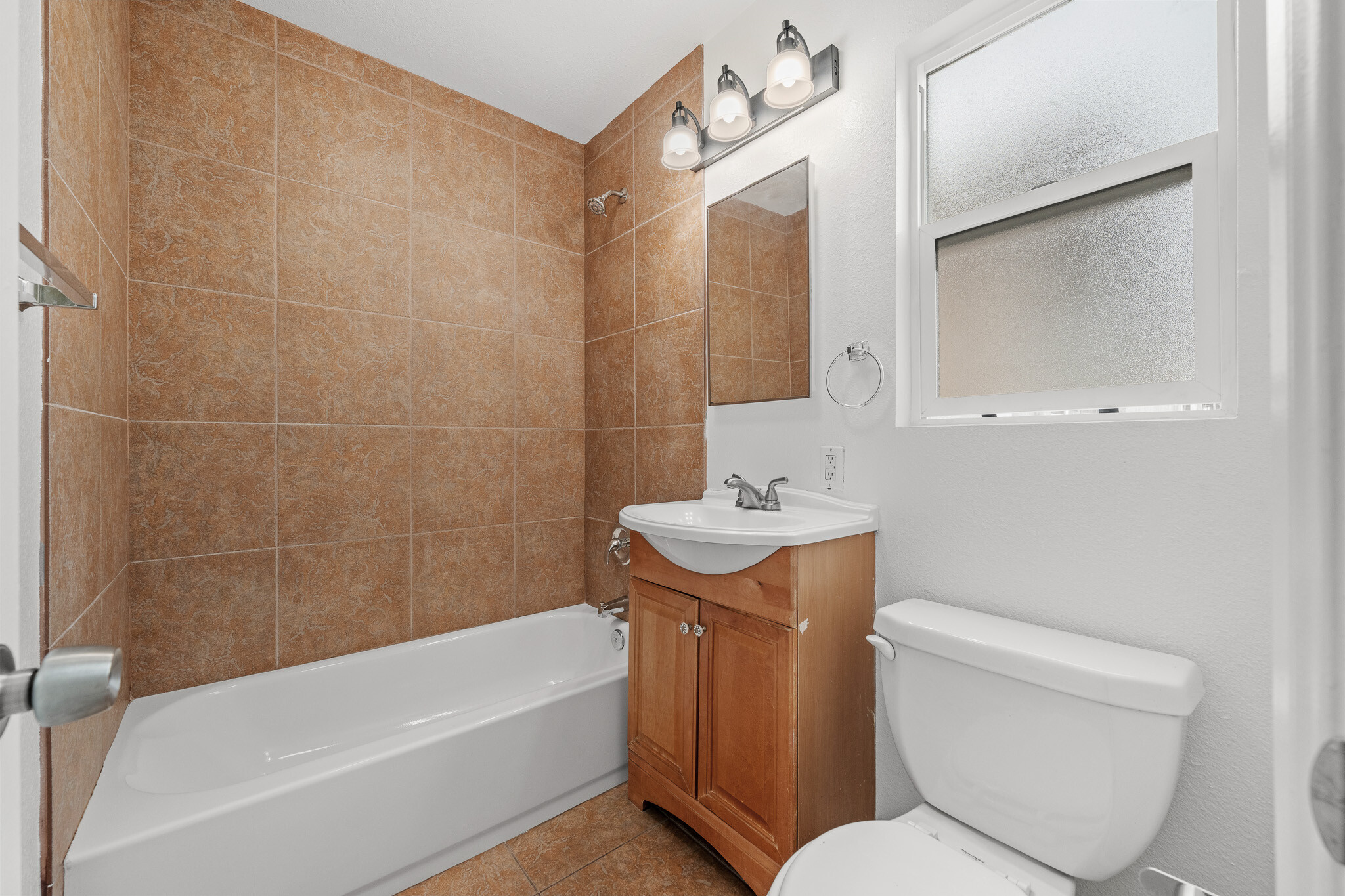 Bathroom - 4654 33rd St