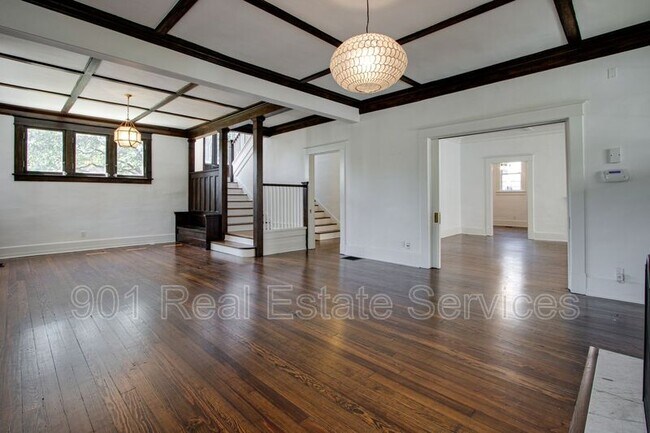 Building Photo - 1234 Vinton Ave