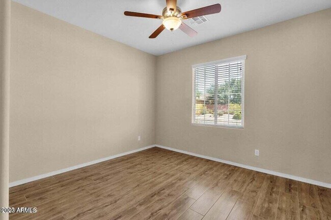 Building Photo - 5542 W Kowalsky Ln