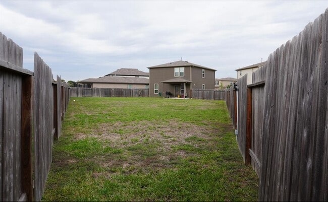 Building Photo - 14503 Overland Pass