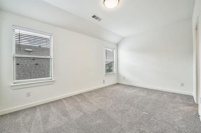 Building Photo - 1301 Saddle Ridge Dr