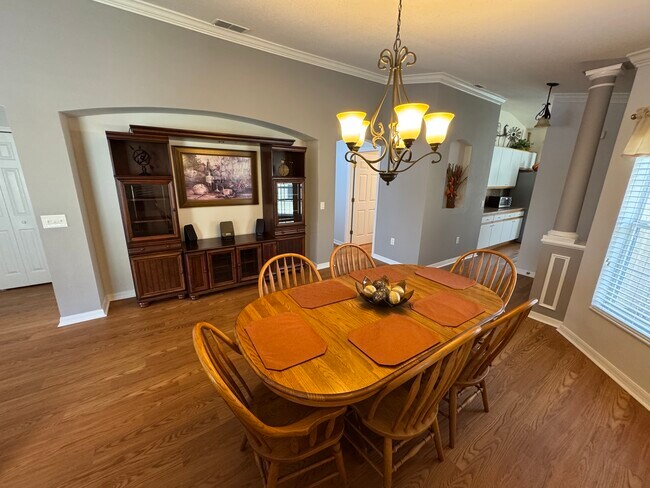 Building Photo - 353 Acadia Dr