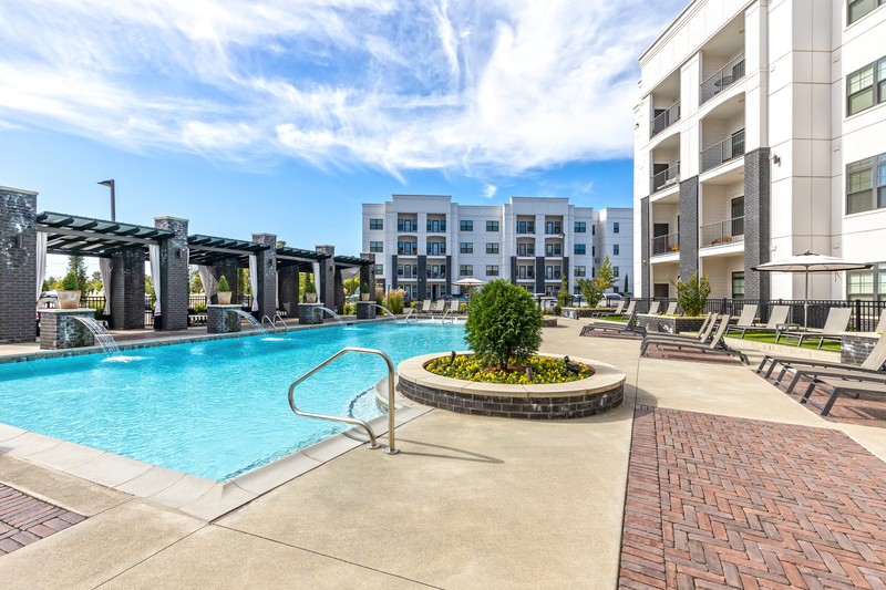 Building Photo - The Ivy Apartment Homes