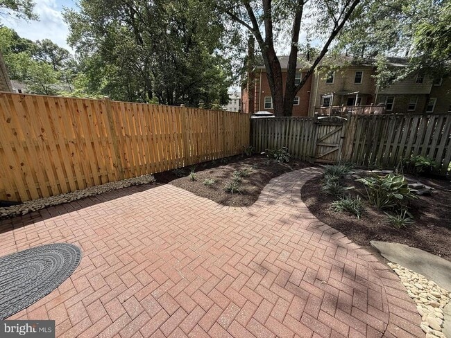 Building Photo - 7378 Jiri Woods Ct