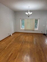 Building Photo - 2214 Irving Park Rd