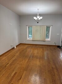 Building Photo - 2214 Irving Park Rd