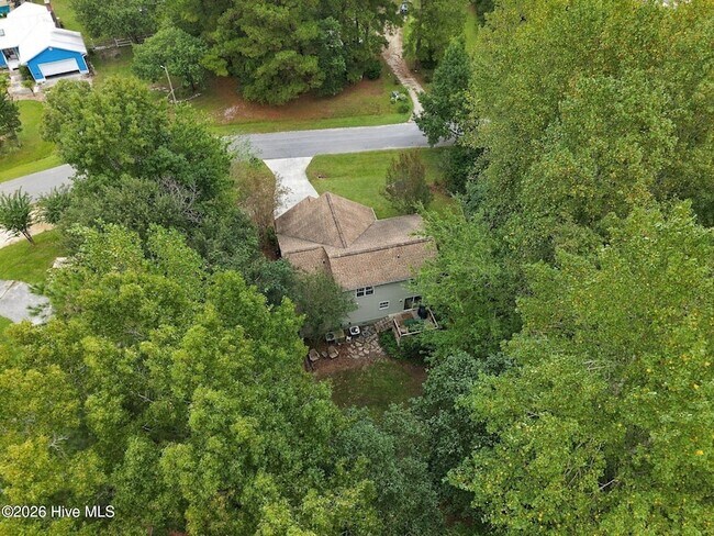 Building Photo - 118 Rolling Hill Dr