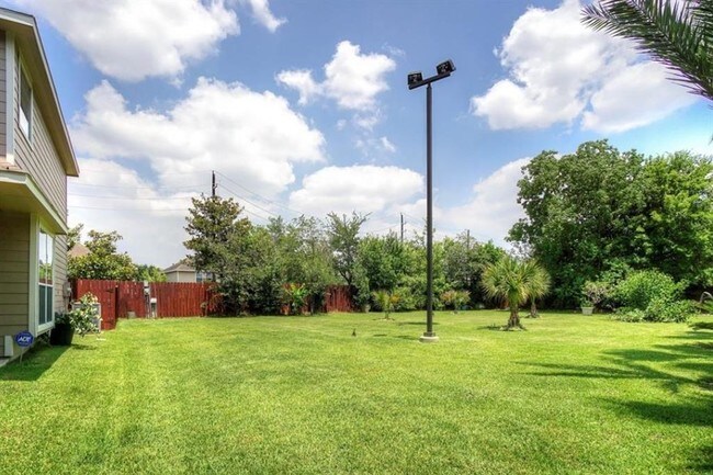 Building Photo - 6006 Langham Mist Ln