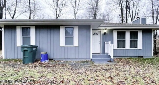 Primary Photo - 103 Orchard Ln