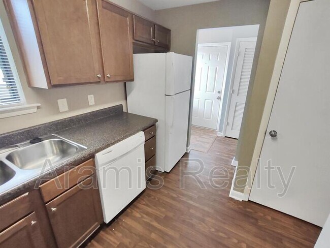 Building Photo - 3272 Blazing Pine Knoll