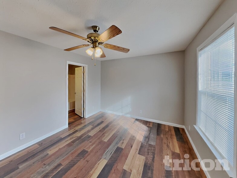 Building Photo - 1150 E 17th Ave