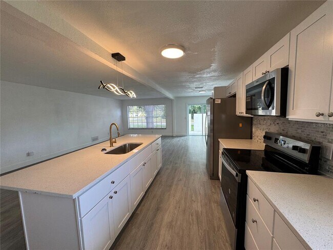 Building Photo - 1718 Palmer Ln