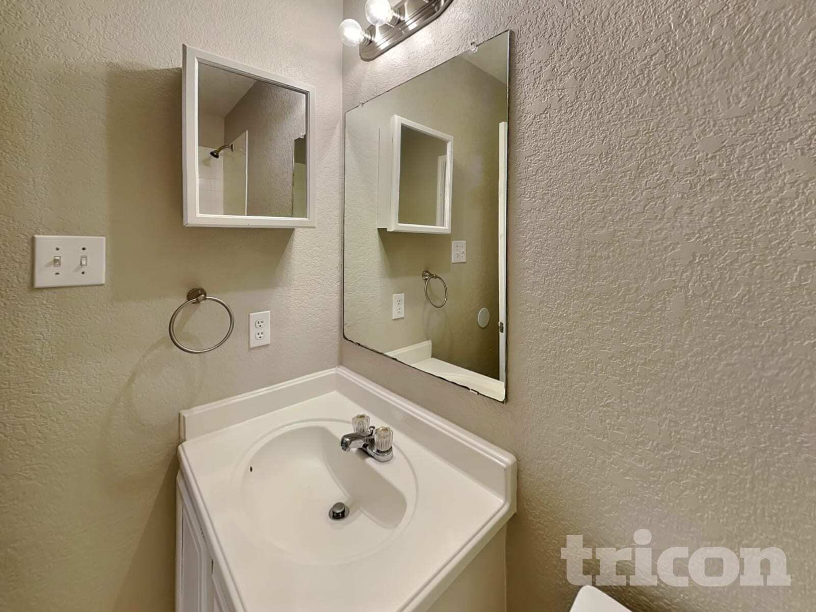 Building Photo - 104 Gatewood Mist