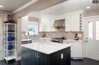 Building Photo - 286 Clendenny Ave